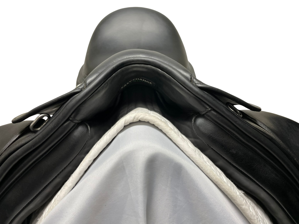 Bates Innvoa Dressage LUXE Saddle 17.5