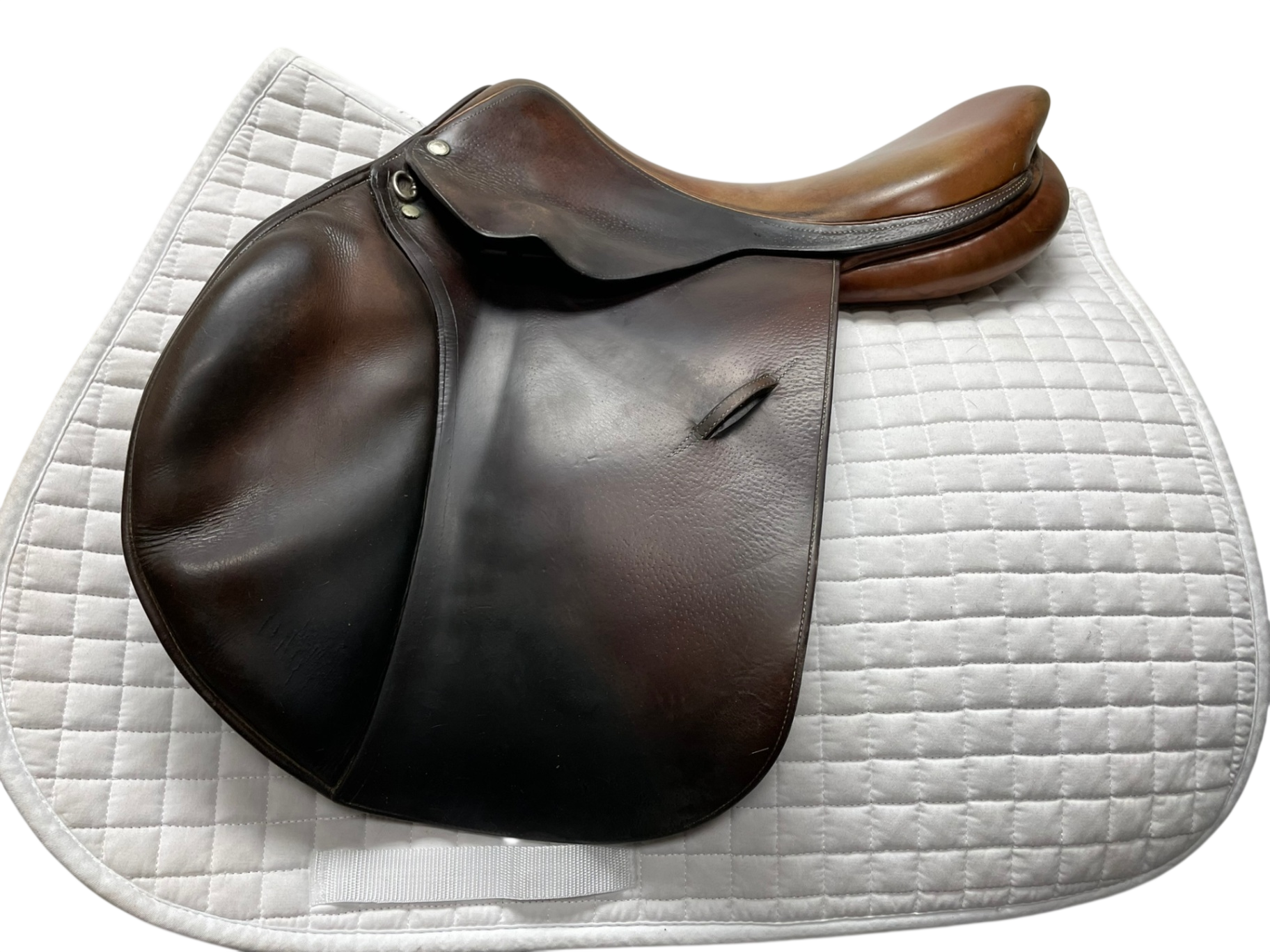 Luc Childrec Jump Saddle 17