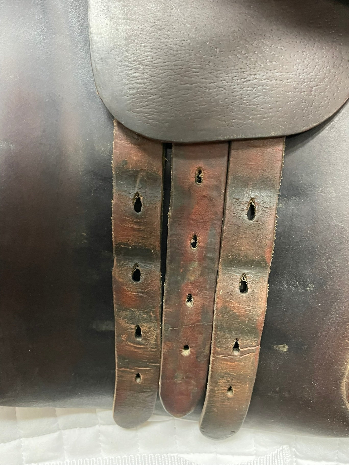 Luc Childrec Jump Saddle 17