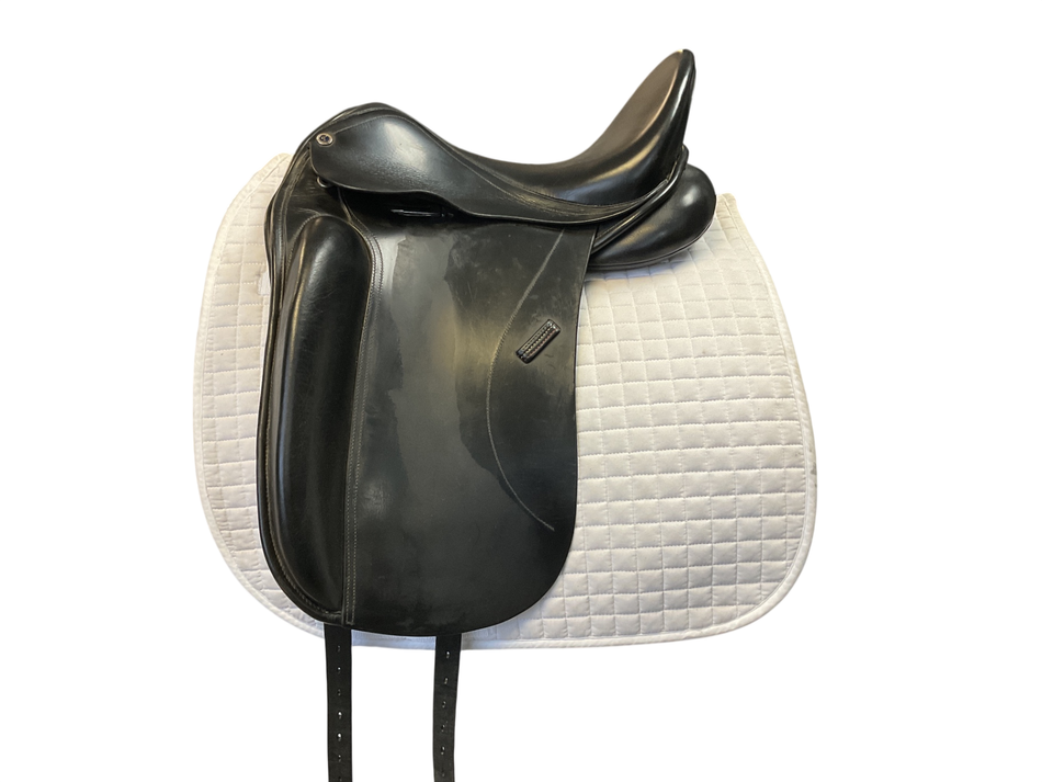 Tota Classic Dressage Saddle 17.5 MW