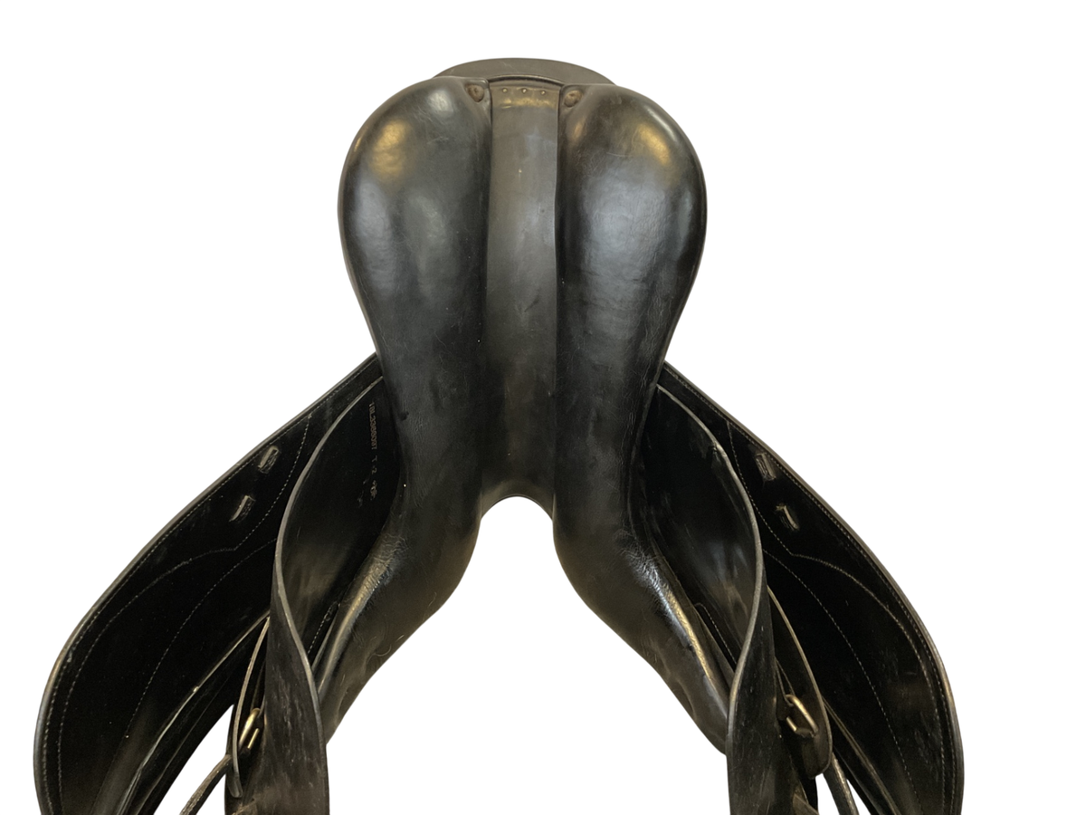 Amerigo Alto Dressage Saddle, 18 Black 