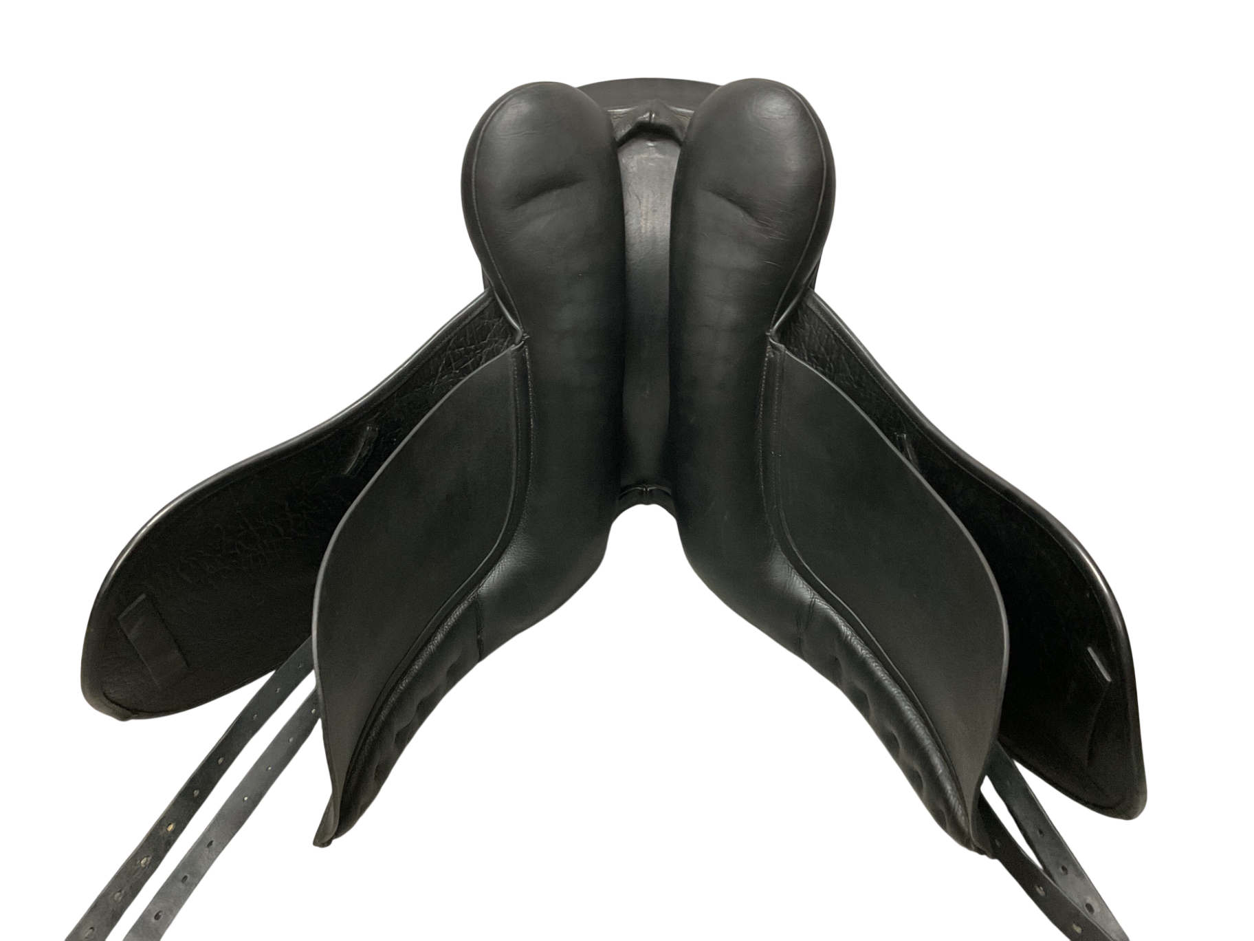 County Perfection Dressage Saddle 17 M