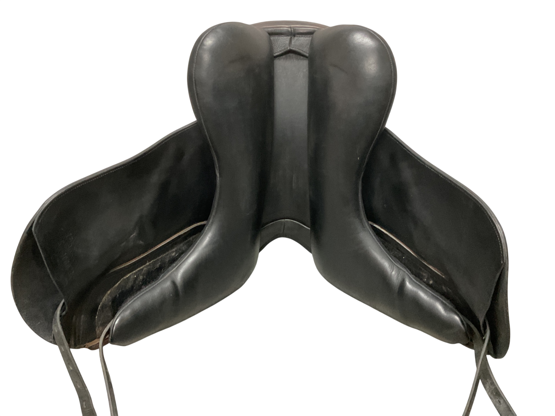 Detente Juno Monoflap Dressage Saddle 17.5