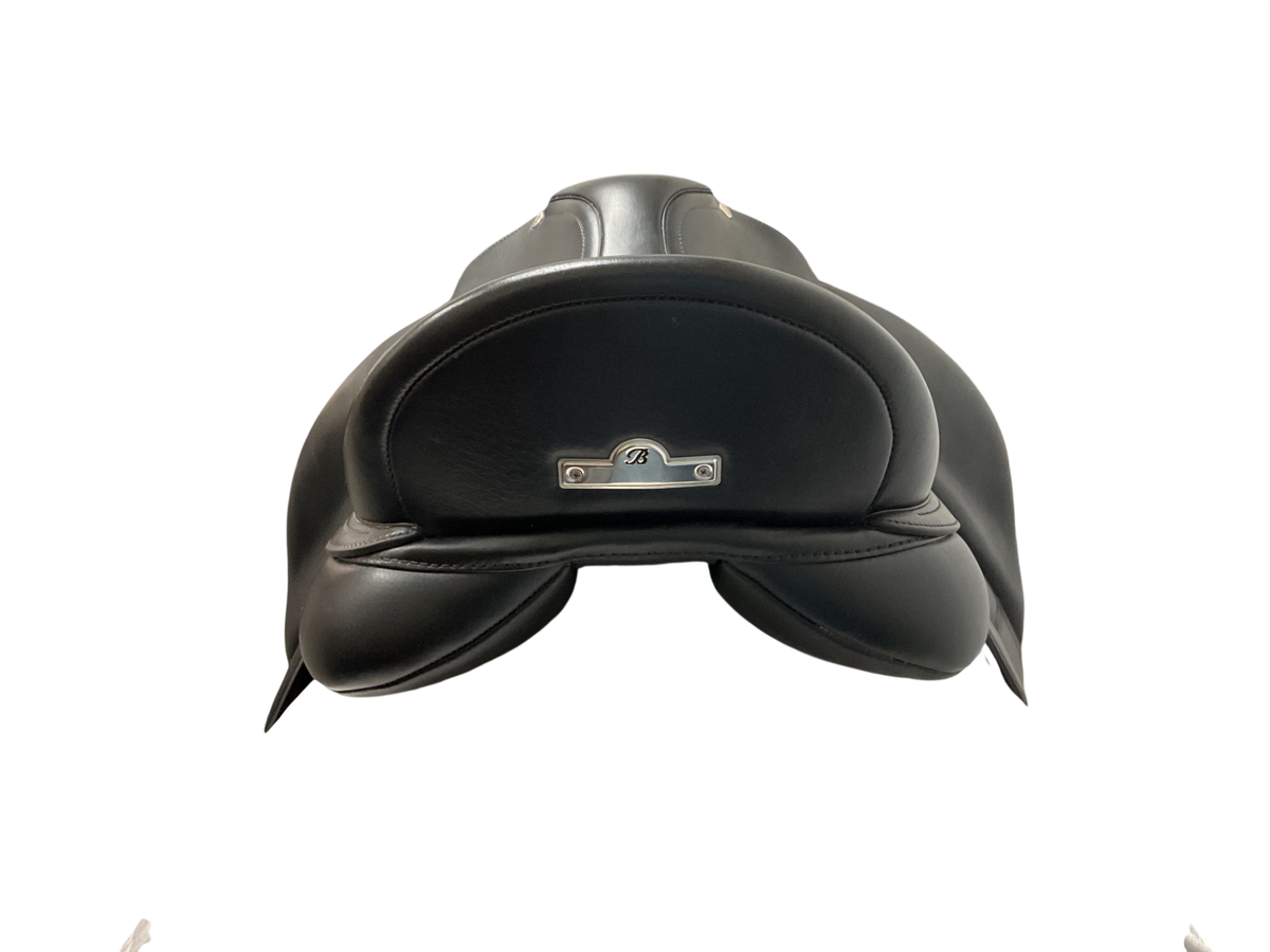 Bates Dressage+ Saddle 17.5