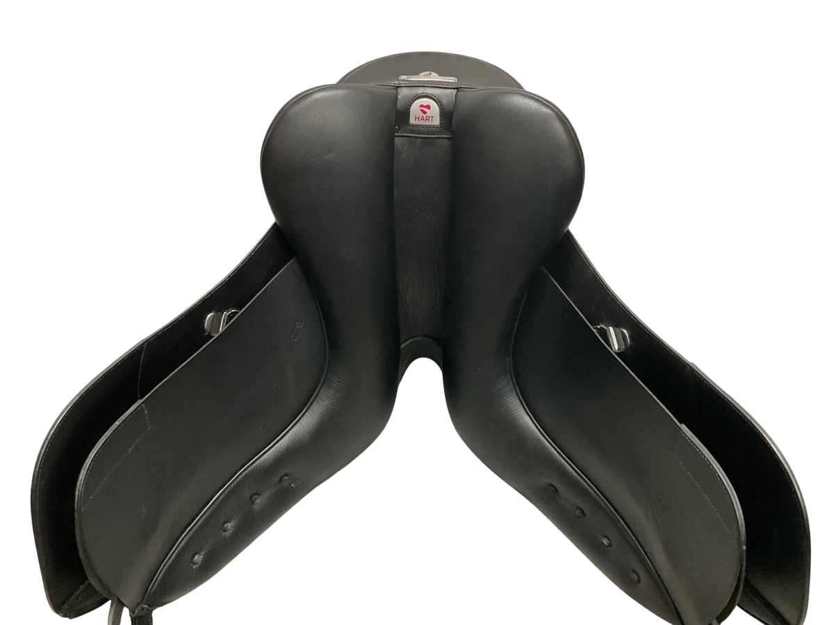 Bates Dressage+ Saddle 17.5