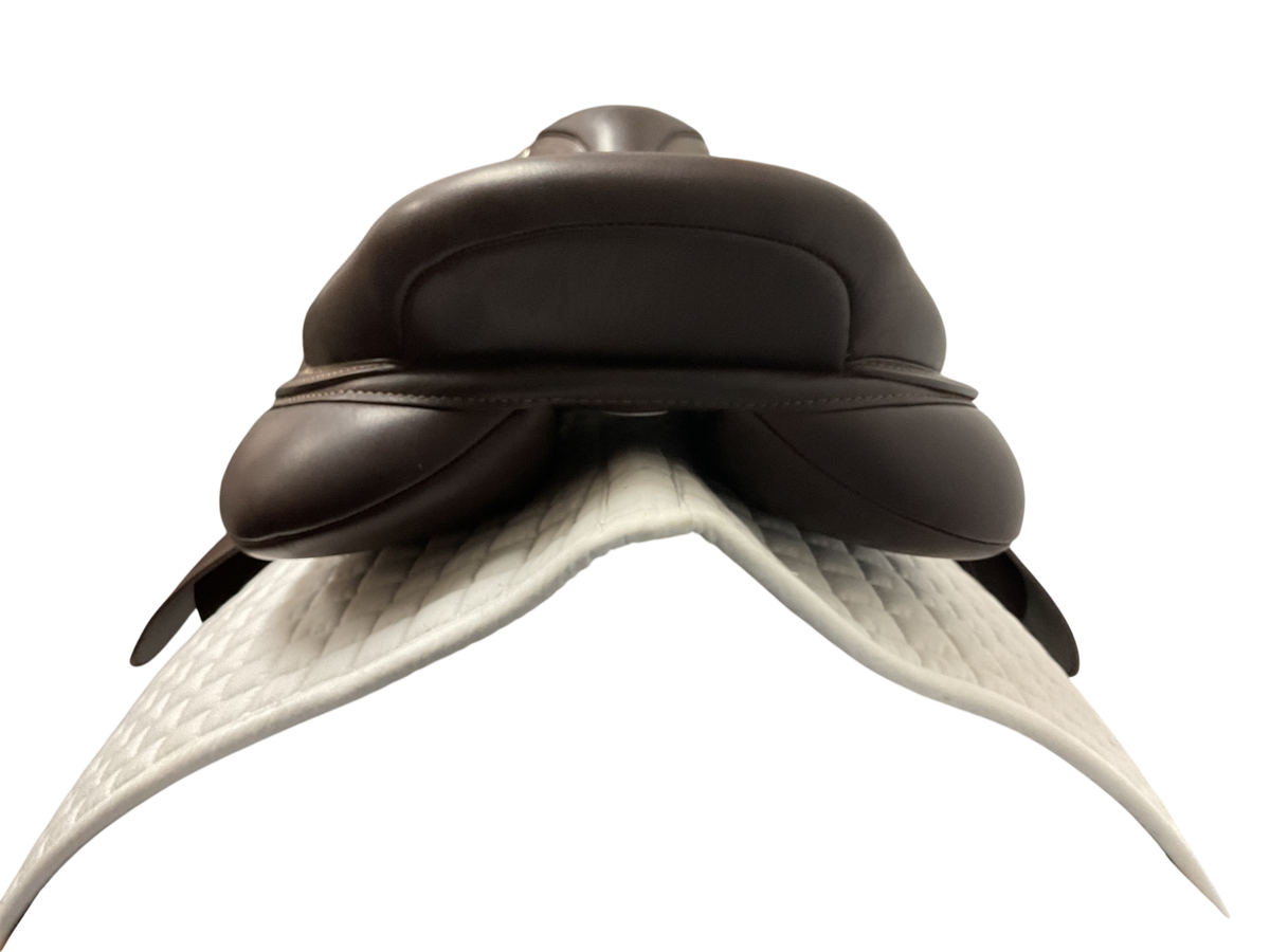 Bates Caprilli Classic Close Contact Saddle 17.5 