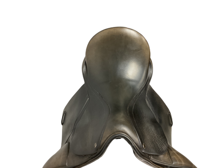 County Connection Dressage Saddle 17 M