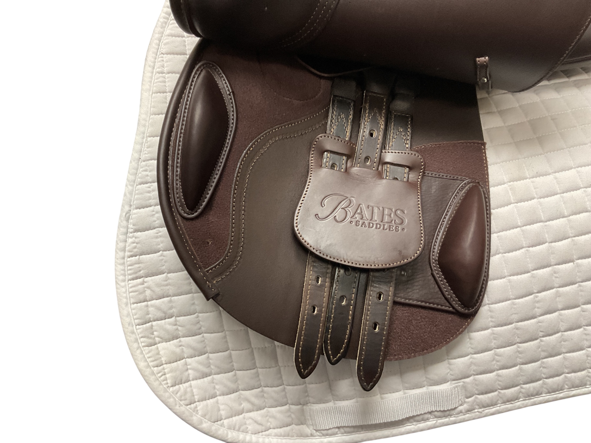Bates Caprilli Classic Close Contact Saddle 17.5 