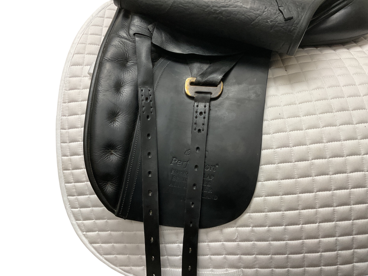 County Perfection Dressage Saddle 17 M