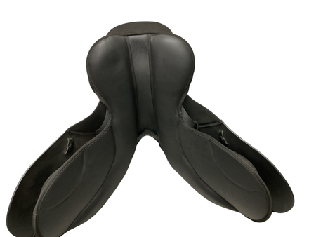 Thorowgood T4 Pony Long Leg GP Saddle 16.5 Black