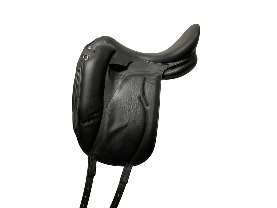 Devoucoux Mendia Dressage Saddle 18 M
