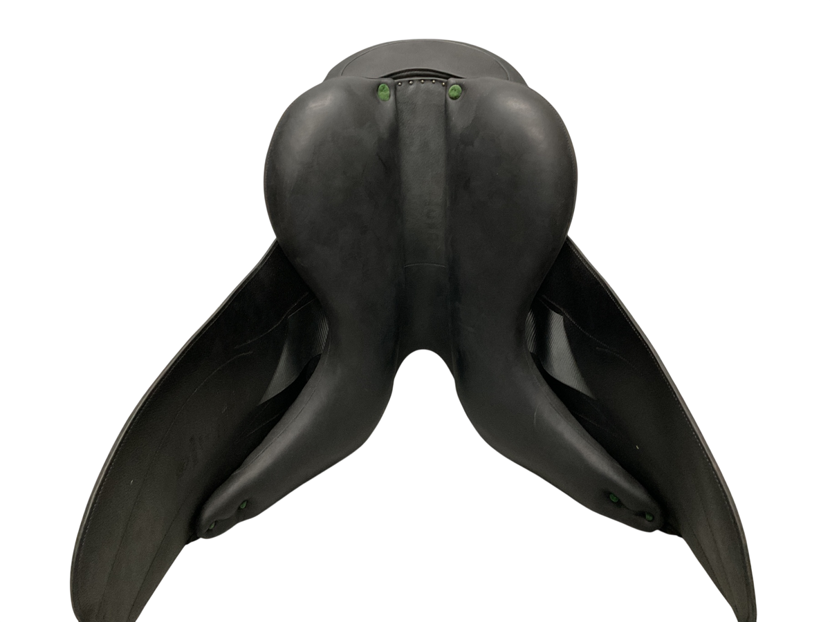 Devoucoux Makila Lab Dressage 17.5 M