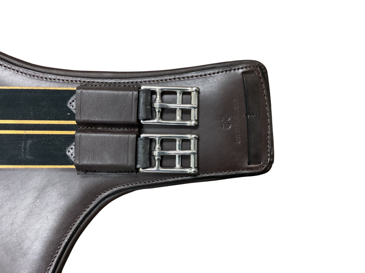 Masters Short Belly Guard Girth 22 Brown