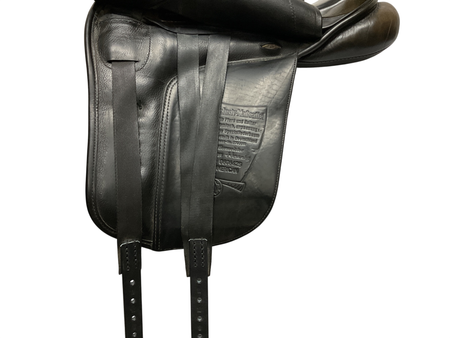 Hennig Classic Dressage 17.5 M Black