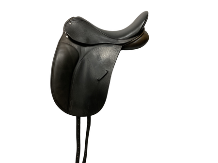 County Saddlery Connection Dressage Saddle 17.5 MBlack