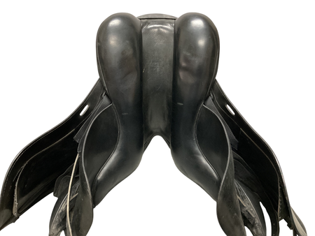 Schleese Infinity Dressage Saddle 17.5 MW Black