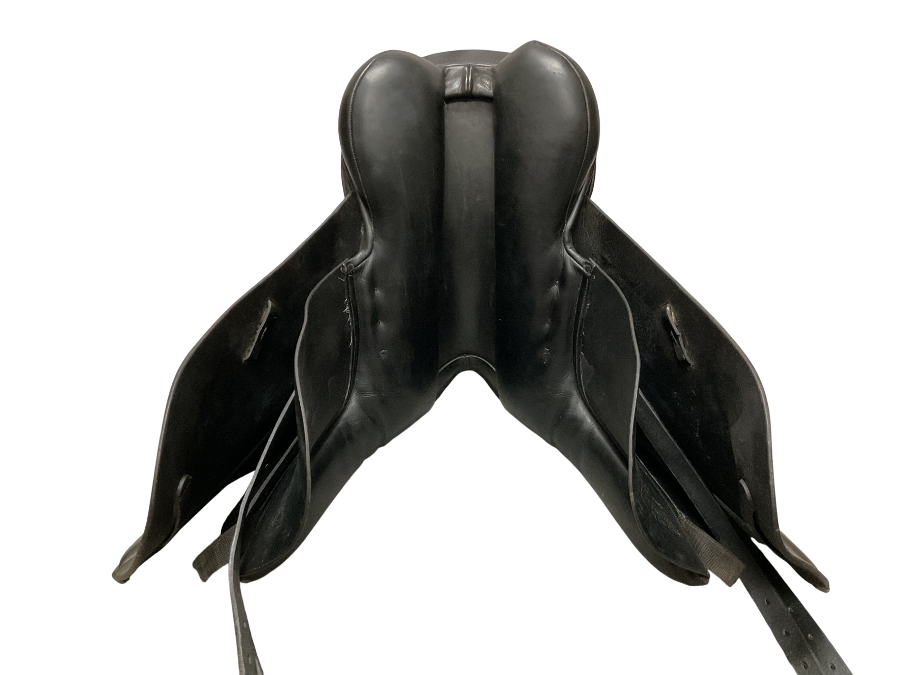 County Saddlery Connection Dressage Saddle 17.5 MBlack
