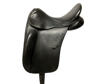 County Perfection Dressage Saddle 17 NM Black