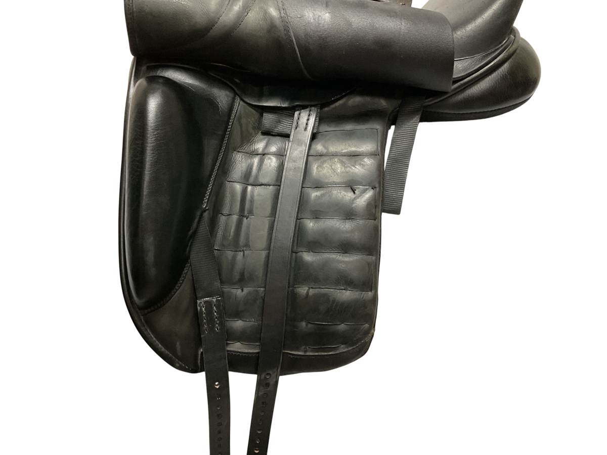 Masters Dressage Saddle 18 MW