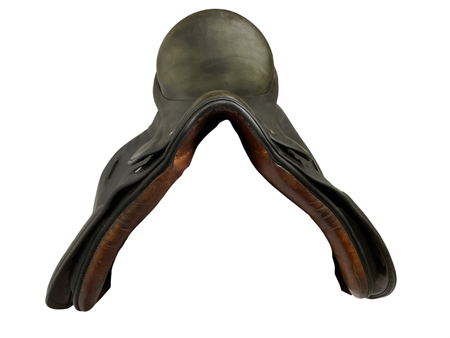 Stubben W Romanus Dressage 17.5 32cm