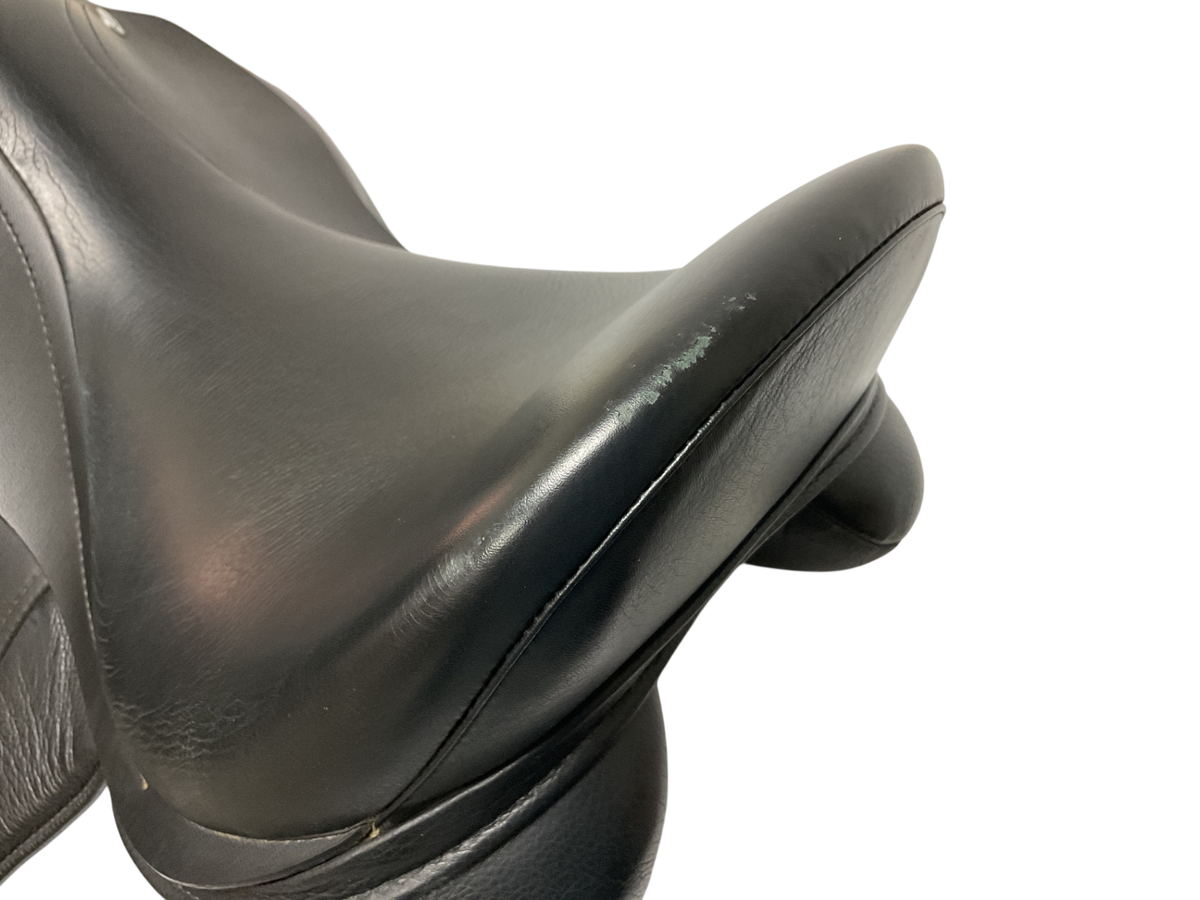 Thorowgood T8 HW Dressage 18