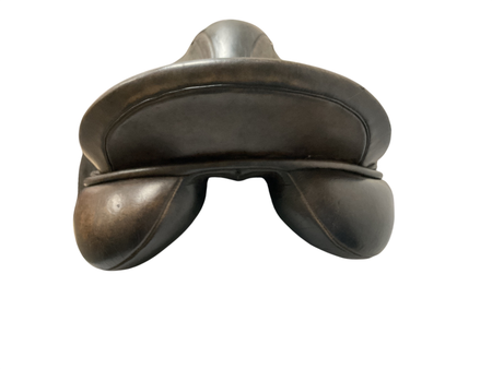 County Saddlery Connection Dressage Saddle 17.5 N