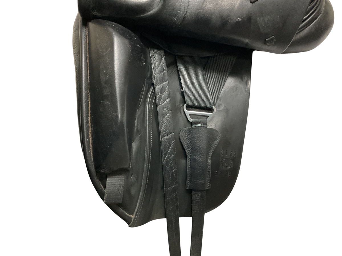 Hastilow Dressage Saddle 17.5 XW