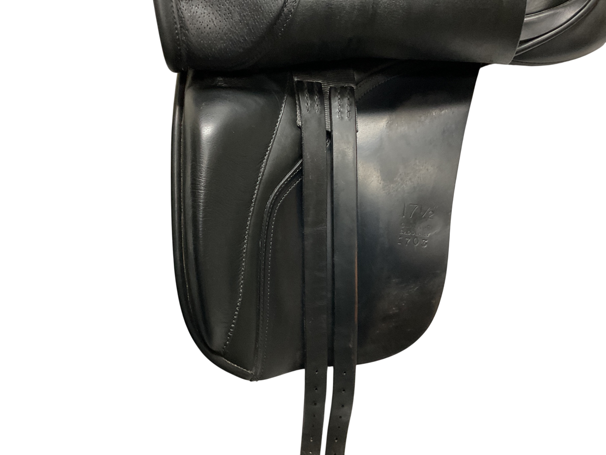 Centaur Saddlery Dressage 17.5 Black