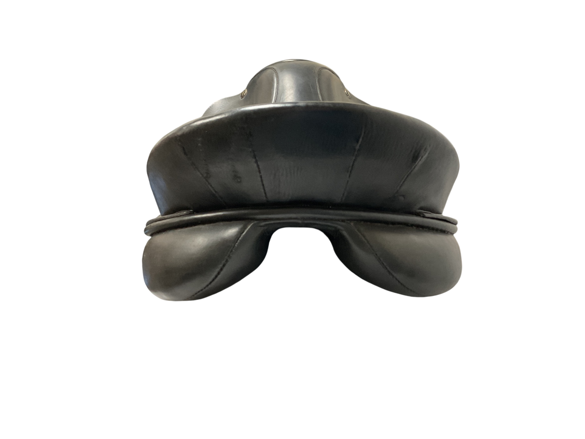 Centaur Saddlery Dressage 17.5 Black