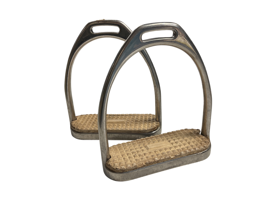 Fillis Stirrup Irons 4.5”