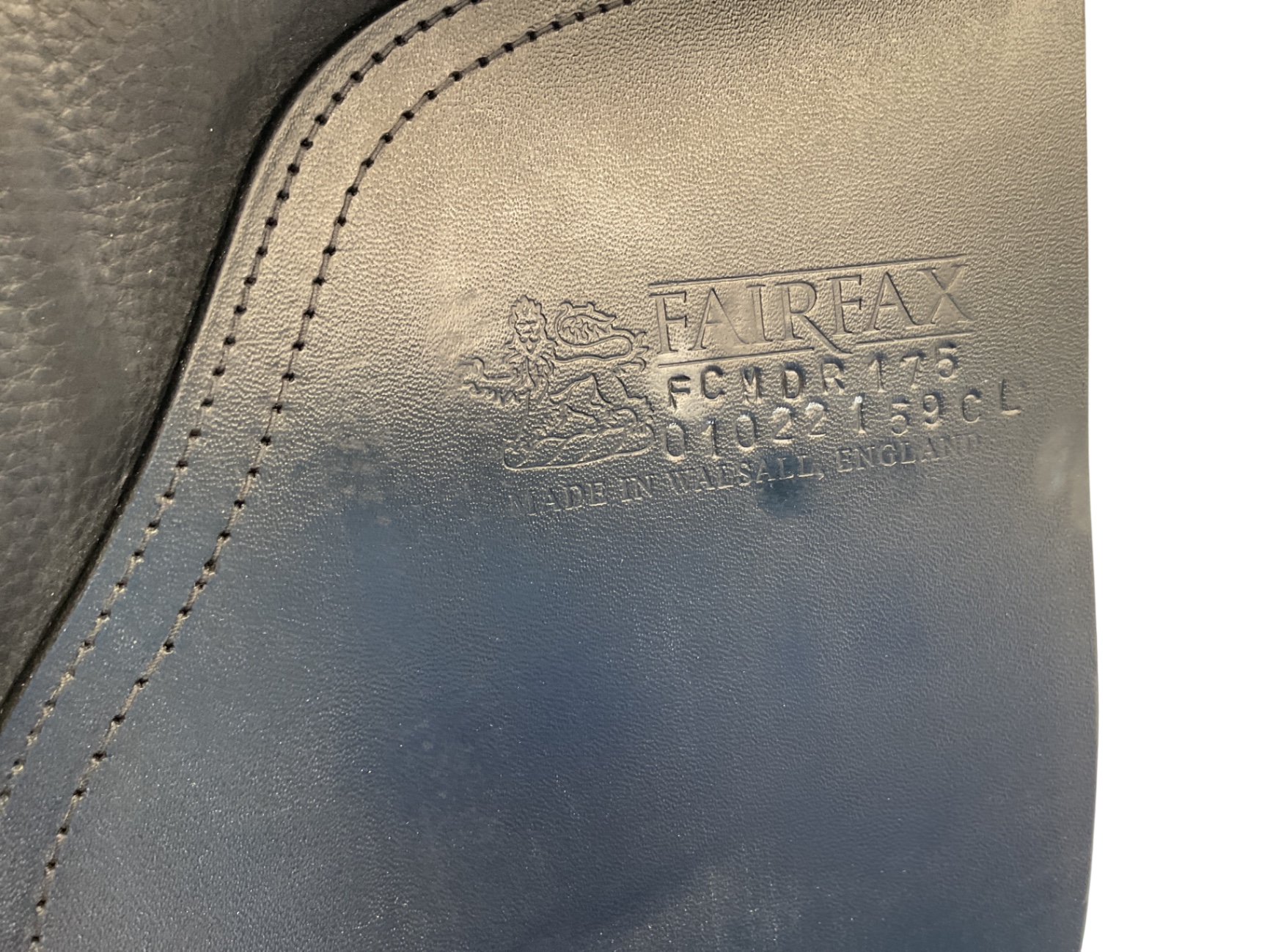 Fairfax Classic Dressage with Moveable Block 17.5 Black