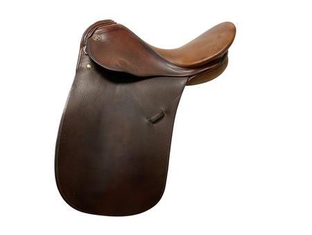 Kieffer Munchen Dressage Saddle 15.5 M