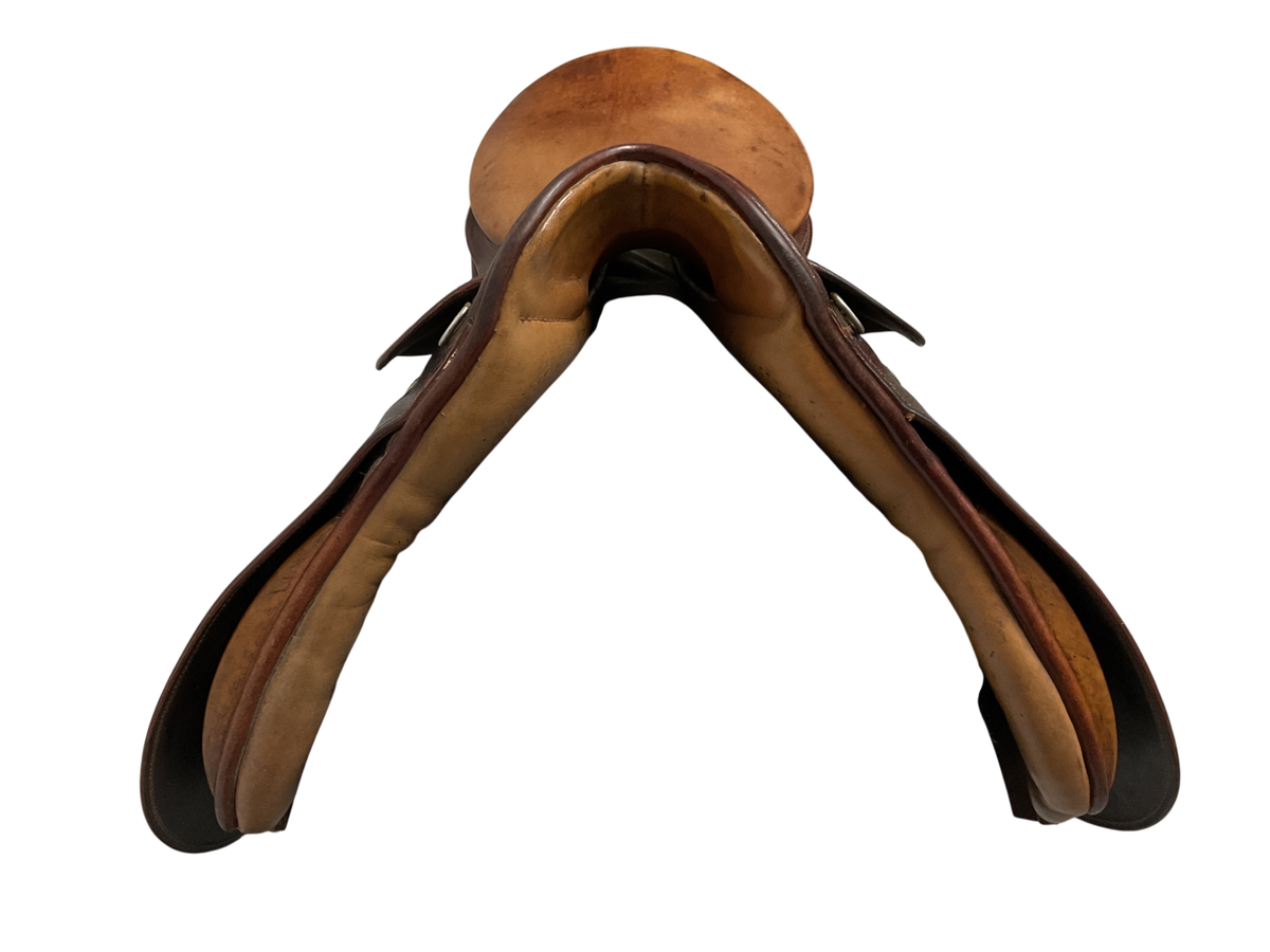 Kieffer Munchen Dressage Saddle 15.5 M