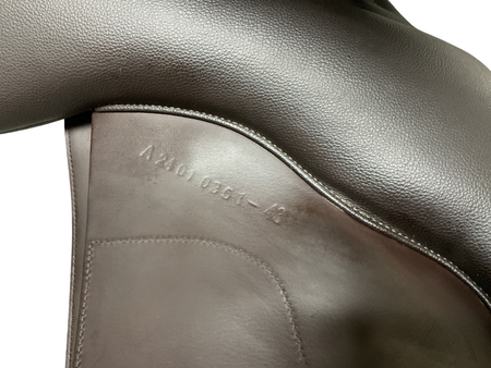 Arena Jump Saddle 17 