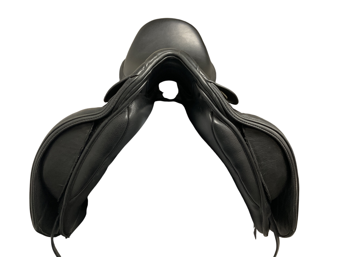 Fairfax Classic Dressage with Moveable Block 17.5 Black