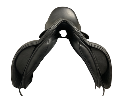 Fairfax Classic Dressage with Moveable Block 17.5 Black