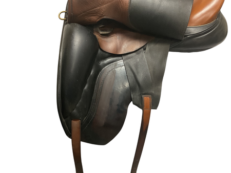 JRD Bella Dressage Saddle 18 M Blk/Newmarket