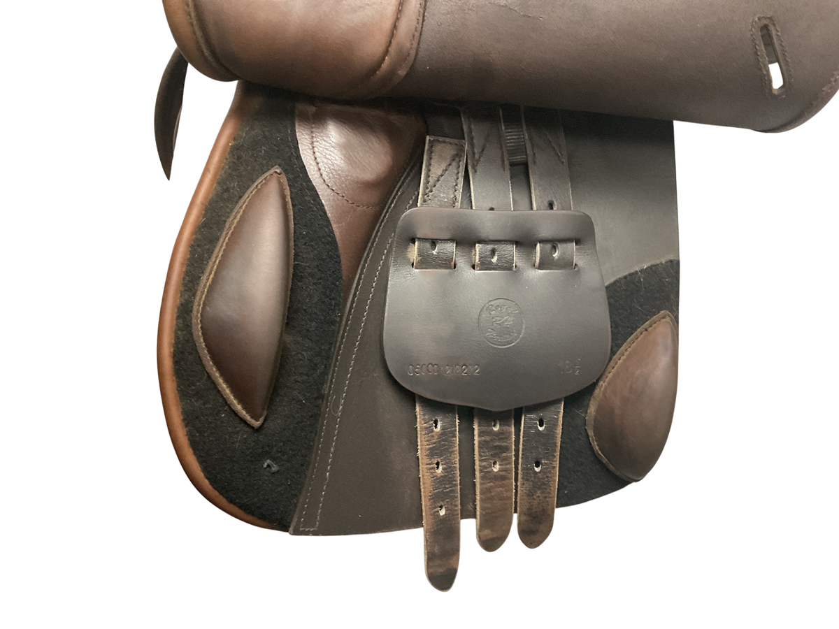 Royal Heritage Jump Saddle 18.5 M