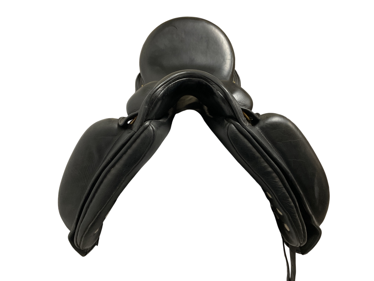 Albion Revelation Dressage Saddle 17.5 T