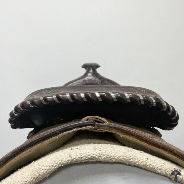 A close up of the top of a horse 's bridle.