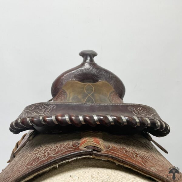 A close up of the top of an old clock