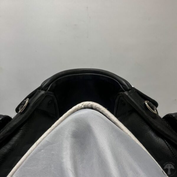 A view of the top portion of a helmet.