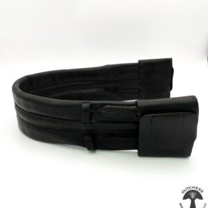 A black belt with two straps on it.