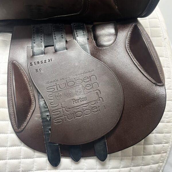 A close up of the inside of a saddle