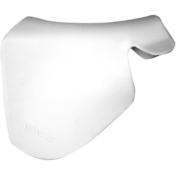 A white saddle cover is shown.