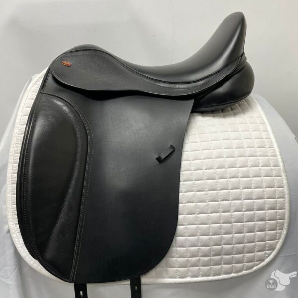 Kent & Masters 18" Interchangeable S Series Dressage Saddle 2217