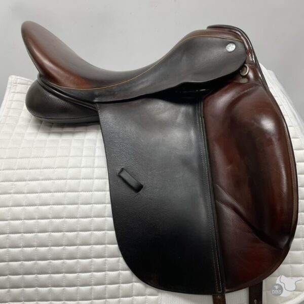 Trilogy 18" MW Verago Elite Dressage Saddle 2190 - Image 2