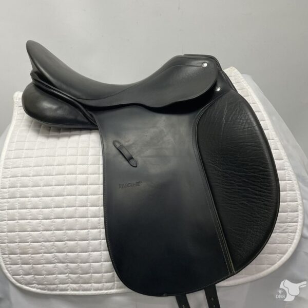 Passier Size 3/17.5" M Compact Dressage Saddle 2258 (with girth) - Image 2