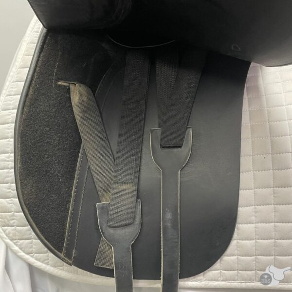 Passier Size 3/17.5" M Compact Dressage Saddle 2258 (with girth) - Image 10