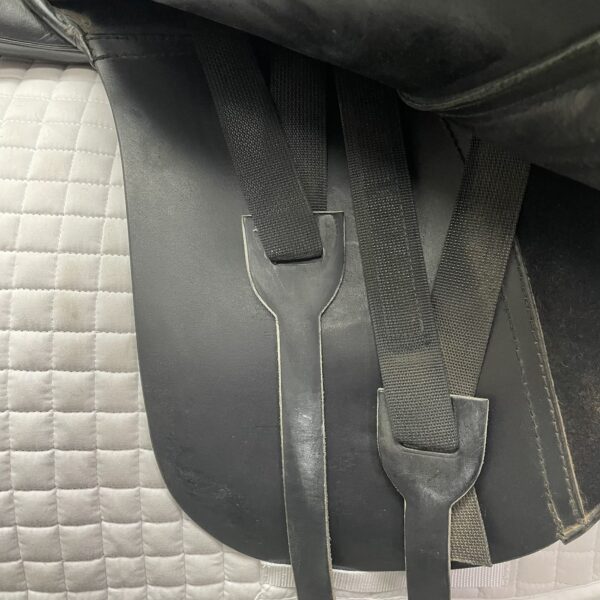 Passier Size 3/17.5" M Compact Dressage Saddle 2258 (with girth) - Image 9